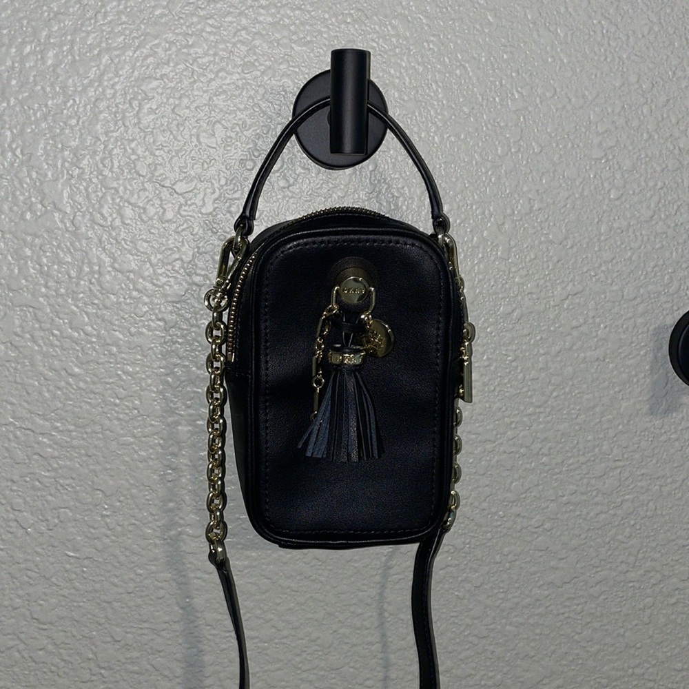 dkny crossbody phone bag